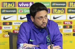 Arthur Elias fará sua estreia no comando da seleção feminina neste sábado, às 15h40, no primeiro de dois amistosos contra o Canadá, atual campeão olímpico (Foto: Joilson Marconne/CBF/Direitos Reservados) Arthur Elias fará sua estreia no comando da seleção feminina neste sábado, às 15h40, no primeiro de dois amistosos contra o Canadá, atual campeão olímpico (Foto: Joilson Marconne/CBF/Direitos Reservados)