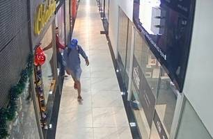 Assalto a shopping (Foto: Reprodução) Assalto a shopping (Foto: Reprodução)