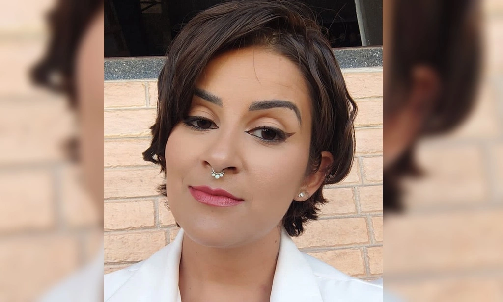 Biológa Esterfania Farias