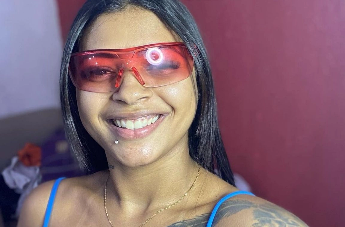 Delegada não confirma apreensão de drogas no apartamento da blogueira Samynha