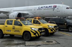 Homem faz 'brincadeira' sobre bomba em avião que ia para Teresina e PF interfere (Foto: Evandro Pádua) Homem faz 'brincadeira' sobre bomba em avião que ia para Teresina e PF interfere (Foto: Evandro Pádua)