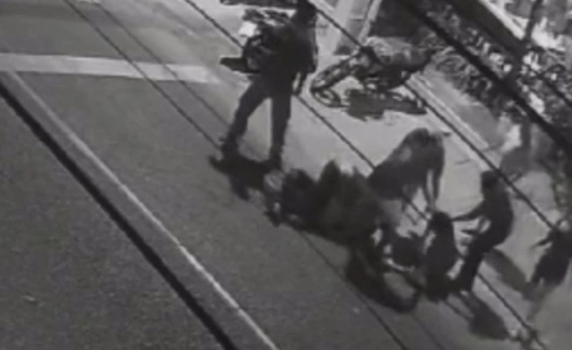 Vídeo mostra a agressão sofrida por Arthur