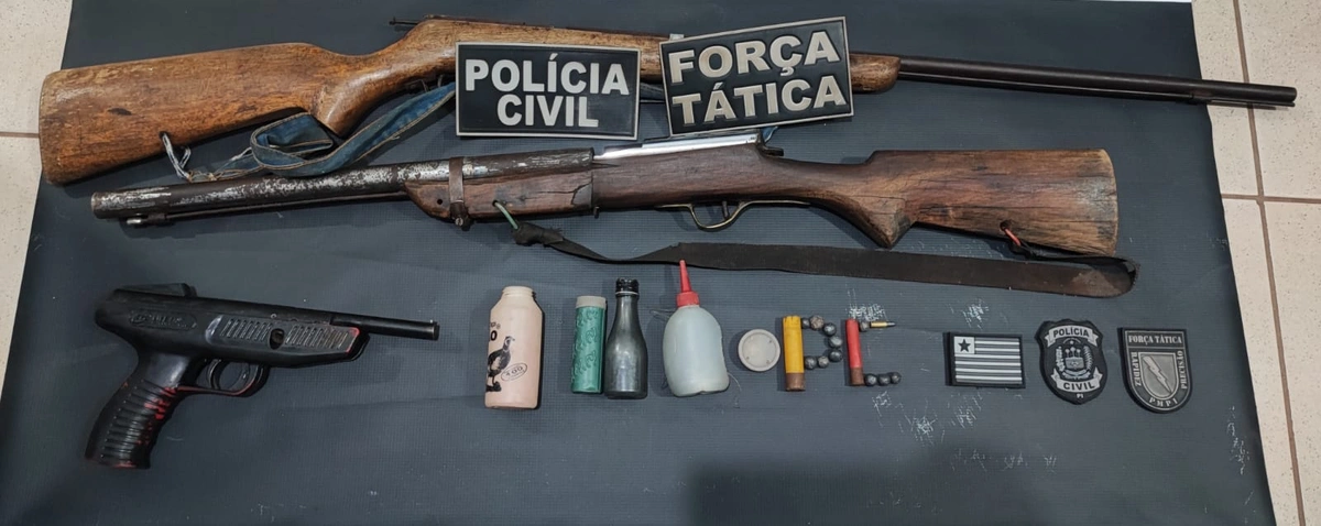 Armas apreendidas com suspeito