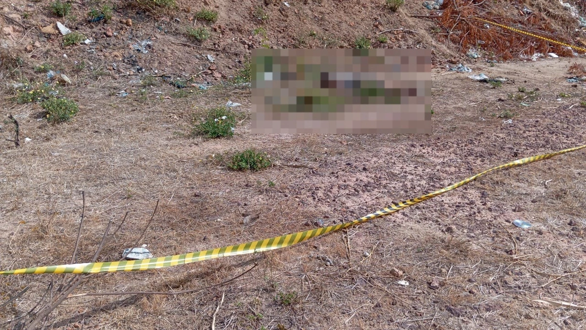 Corpo é encontrado em estado de decomposição perto do teatro da Jacinta Andrade