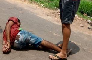 Em Timon, policial de folga prende homem por roubo e tentativa de homicídio (Foto: Reprodução) Em Timon, policial de folga prende homem por roubo e tentativa de homicídio (Foto: Reprodução)