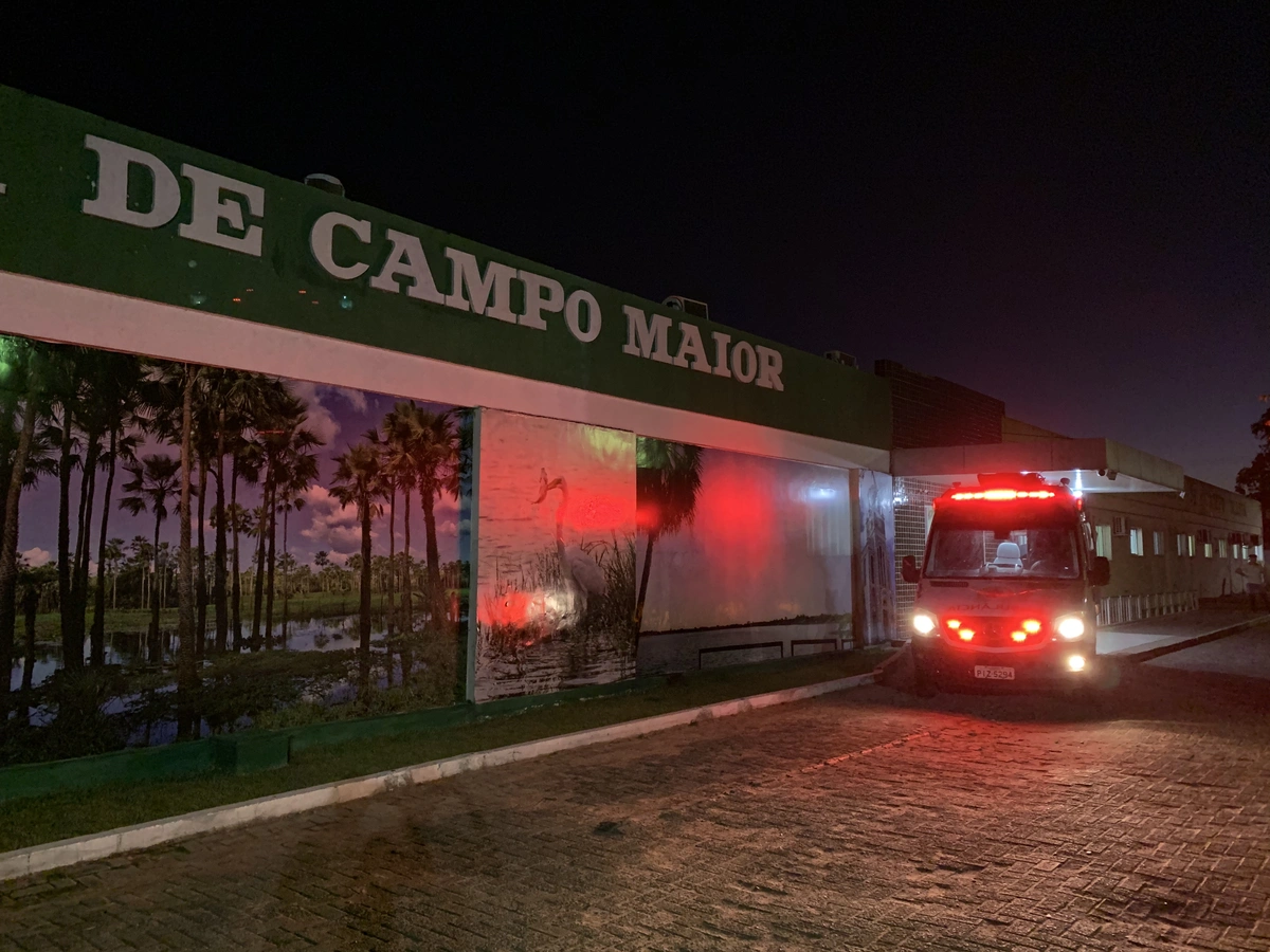 Homem é esfaqueado em discussão motivada por cachorro