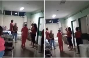 Homem surta e tenta pular da janela do Hospital de Urgência de Teresina (Foto: Reprodução) Homem surta e tenta pular da janela do Hospital de Urgência de Teresina (Foto: Reprodução)