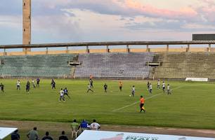 Oitavas de Final da Supercopa APPM movimenta estádio Albertão em Teresina (Foto: Lourrany Meneses / Conecta Piauí) Oitavas de Final da Supercopa APPM movimenta estádio Albertão em Teresina (Foto: Lourrany Meneses / Conecta Piauí)