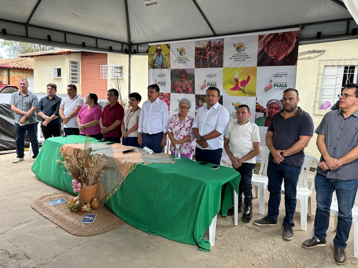 A solenidade contou com a presença do ministro do Desenvolvimento, Assistência Social Wellington Dias, além da secretária da SAF, Rejane Tavares