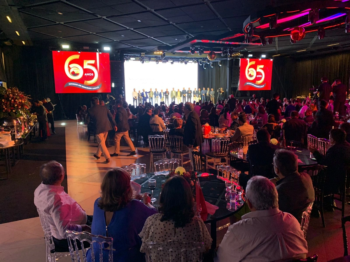 Armazém Paraíba celebra 65 anos em comemoração com profissionais da comunicação