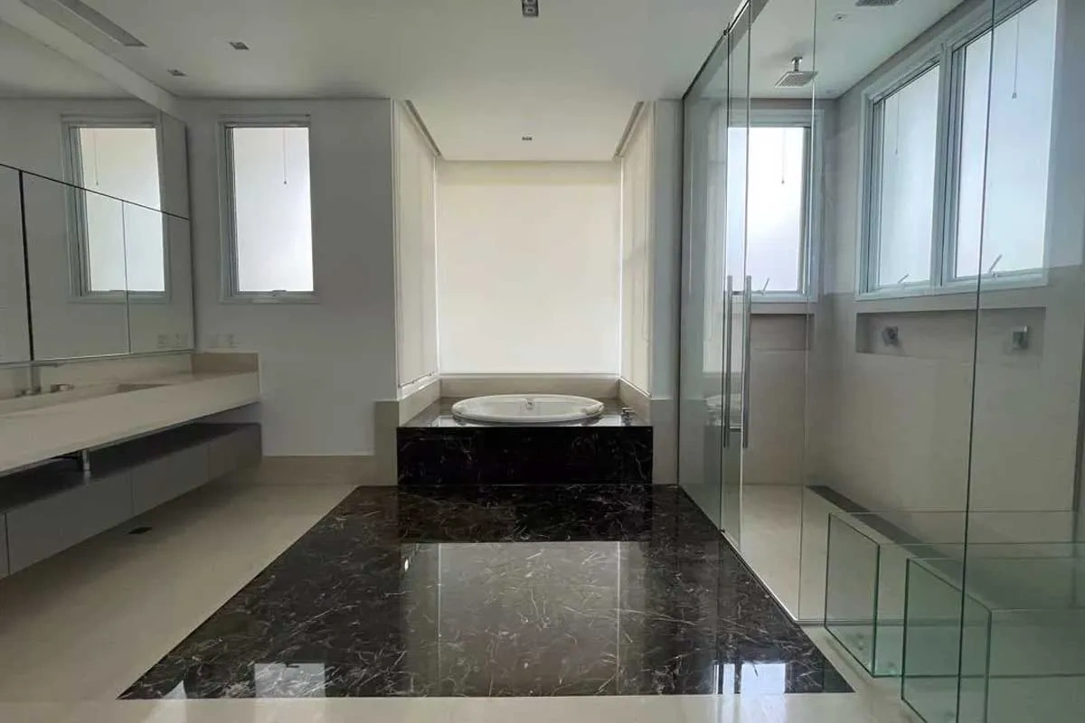 Luan Santana vende mansão em São Paulo