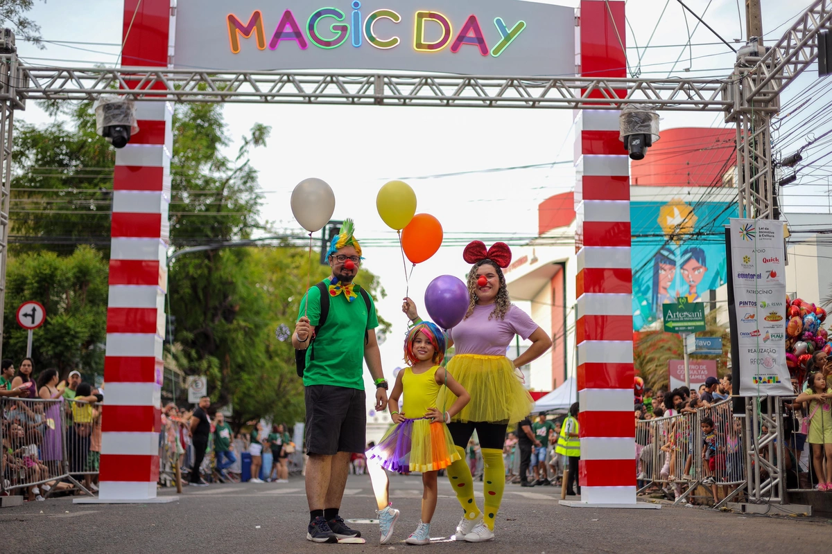 Magic Day Parade 2023 é realizado no Centro de Teresina e emociona crianças