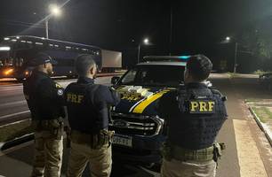 Droga apreendida (Foto: Divulgação/PRF) Droga apreendida (Foto: Divulgação/PRF)