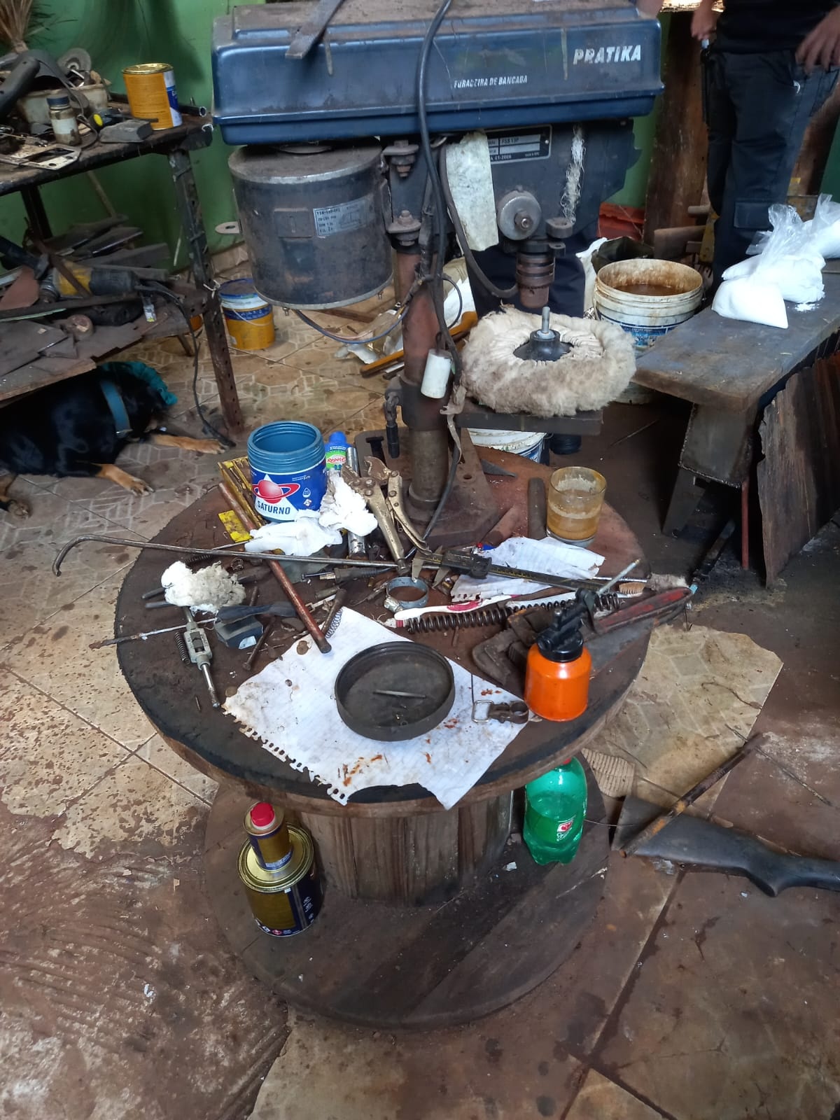 PC desarticula loja de fabricação de armas caseiras