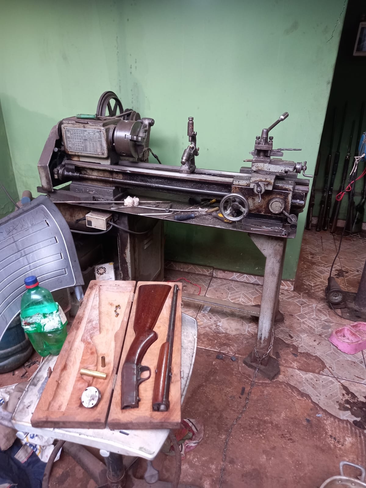 PC desarticula loja de fabricação de armas caseiras