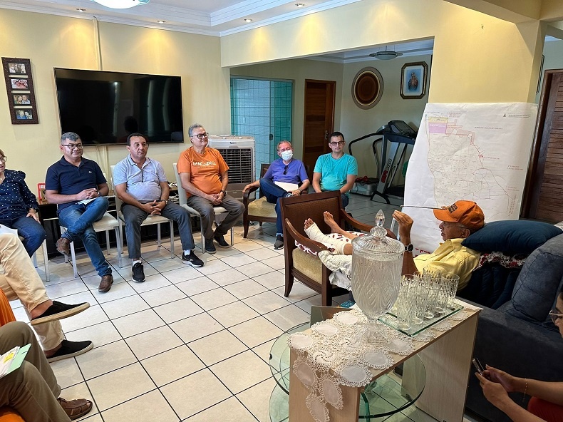 Reunião na casa do prefeito