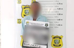 Suspeito preso (Foto: Divulgação) Suspeito preso (Foto: Divulgação)