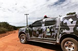 Adolescente é apreendido após agredir pai e mãe com faca (Foto: Divulgação/ PM-PI) Adolescente é apreendido após agredir pai e mãe com faca (Foto: Divulgação/ PM-PI)