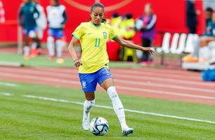 Adriana Leal é convocada pela Seleção Brasileira de Futebol Feminino (Foto: Reprodução) Adriana Leal é convocada pela Seleção Brasileira de Futebol Feminino (Foto: Reprodução)