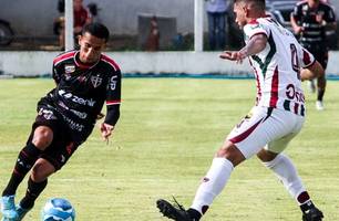 Fluminense-PI x Ferroviário. 14° rodada do Campeonato Brasileiro série D (Foto: Roger Holanda) Fluminense-PI x Ferroviário. 14° rodada do Campeonato Brasileiro série D (Foto: Roger Holanda)
