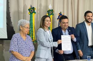 Pacto foi assinado (Foto: Tiago Moura / Conecta Piauí)