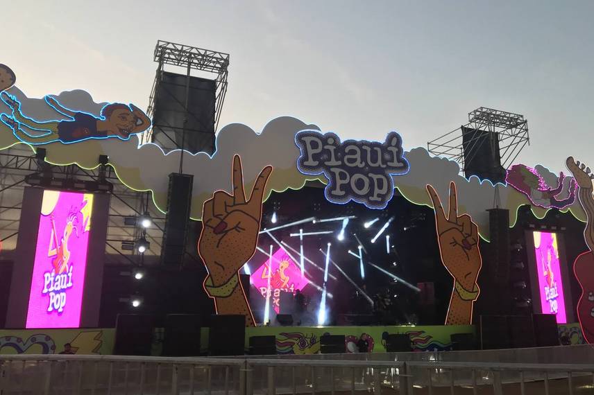 Piauí Pop / Estádio Albertão Piauí Pop / Estádio Albertão