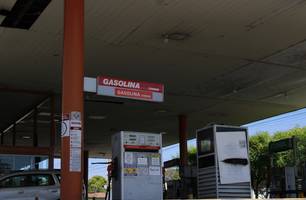 Posto de gasolina em Teresina (Foto: Stefanny Sales / Conecta Piauí) Posto de gasolina em Teresina (Foto: Stefanny Sales / Conecta Piauí)