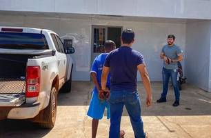 Preso suspeito de estupro de vulnerável e de pornografia de menores (Foto: Divulgação/ PC-PI) Preso suspeito de estupro de vulnerável e de pornografia de menores (Foto: Divulgação/ PC-PI)