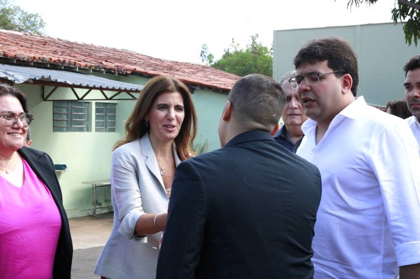 Secretária Ana Estrela Haddad Secretária Ana Estrela Haddad