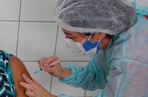Vacinas contra a gripe e covid (Foto: Divulgação/ Prefeitura de Teresina) Vacinas contra a gripe e covid (Foto: Divulgação/ Prefeitura de Teresina)