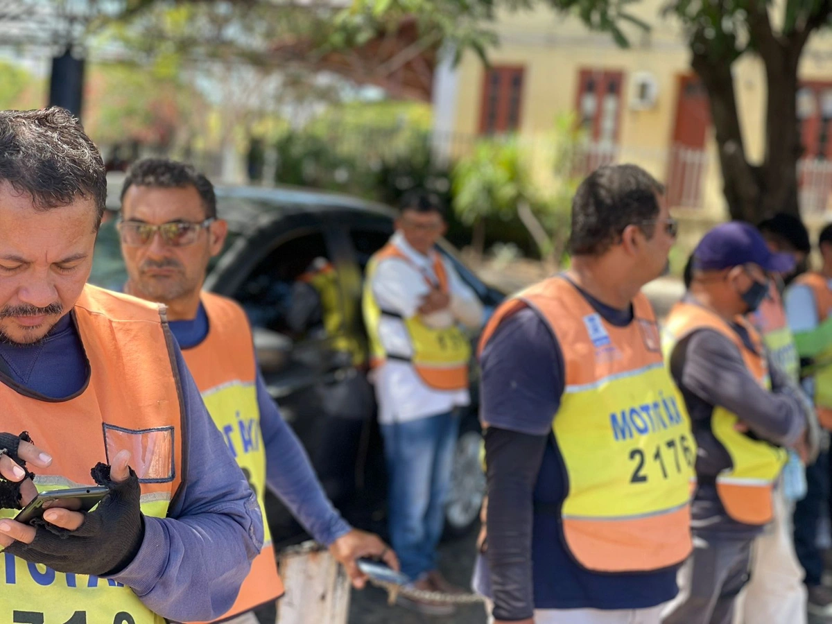 A categoria reivindica contra a empresa de transporte por aplicativo Uber e outras melhorias para a classe