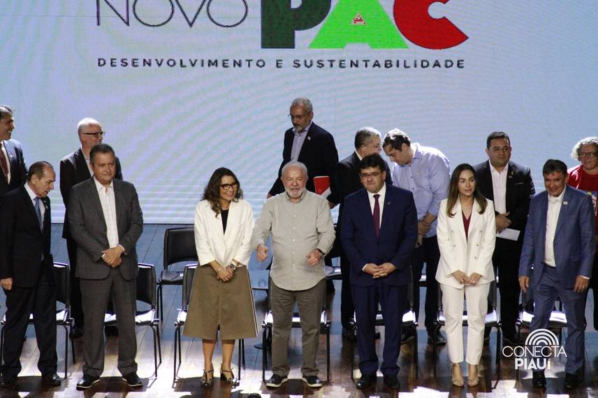 Lula visita Teresina para apresentar obras do PAC no Piauí Lula visita Teresina para apresentar obras do PAC no Piauí