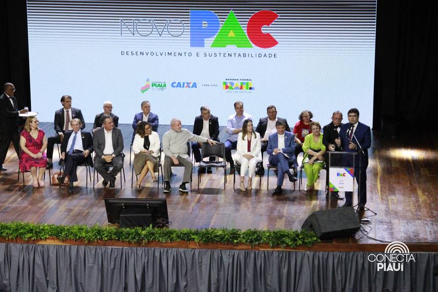 Lula visita Teresina para apresentar obras do PAC no Piauí Lula visita Teresina para apresentar obras do PAC no Piauí