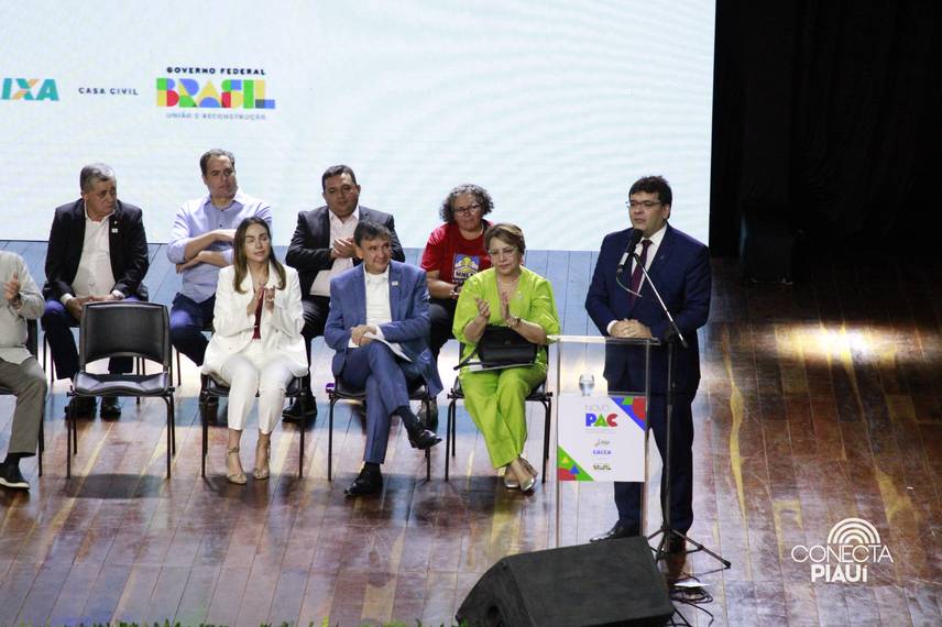 Lula visita Teresina para apresentar obras do PAC no Piauí Lula visita Teresina para apresentar obras do PAC no Piauí