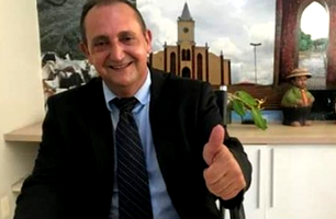 Prefeito Zé Luiz do Frango (Foto: Reprodução) Prefeito Zé Luiz do Frango (Foto: Reprodução)
