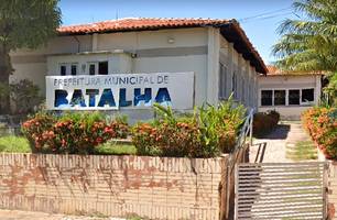 Prefeitura de Batalha (Foto: Reprodução)