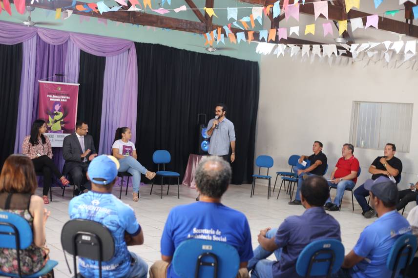 Roda de Conversa em Monsenhor Gil. Roda de Conversa em Monsenhor Gil.