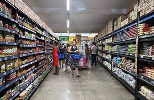 Supermercado em Teresina (Foto: Stefanny  Sales / Conecta Piauí) Supermercado em Teresina (Foto: Stefanny  Sales / Conecta Piauí)