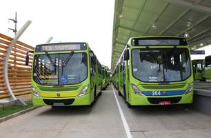 Ônibus em terminal de Teresina (Foto: Strans) Ônibus em terminal de Teresina (Foto: Strans)