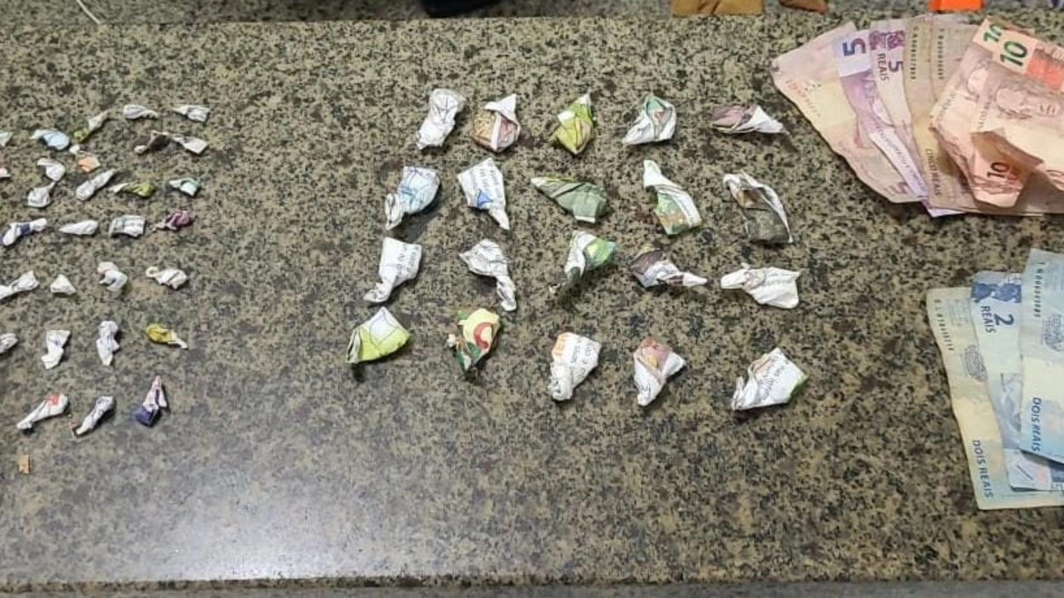 Polícia apreende dois menores acusados de tráfico de drogas em Parnaíba