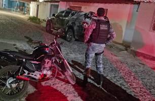 Polícia recupera motocicleta em menos de uma hora após ter sido roubada no Piauí (Foto: Conecta Piauí) Polícia recupera motocicleta em menos de uma hora após ter sido roubada no Piauí (Foto: Conecta Piauí)