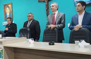 Secretário Washington Bonfim recebe título de cidadania parnaibana (Foto: Renato Carlos/ Conecta Piauí) Secretário Washington Bonfim recebe título de cidadania parnaibana (Foto: Renato Carlos/ Conecta Piauí)