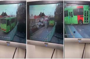 Câmera flagra momento em que ônibus desgovernado invade calçada em Teresina (Foto: Reprodução) Câmera flagra momento em que ônibus desgovernado invade calçada em Teresina (Foto: Reprodução)