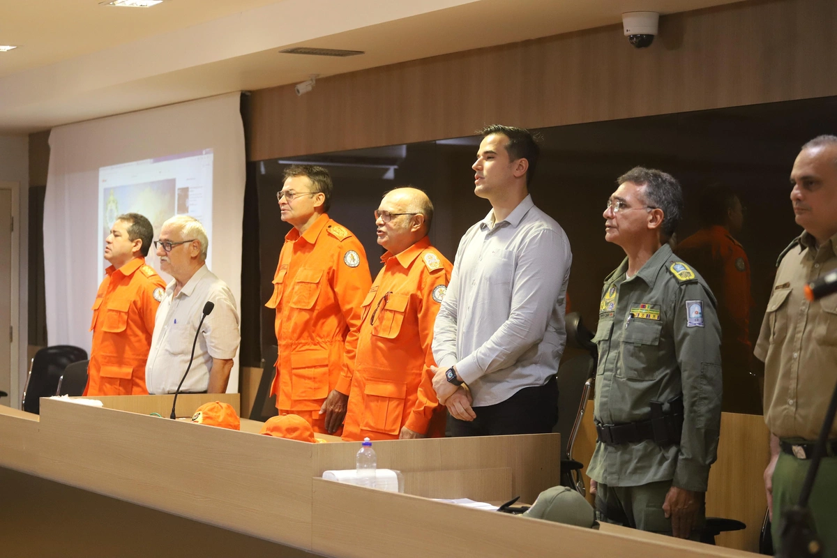 Corpo de Bombeiros Militar realiza aula inaugural do curso de novos soldados