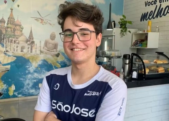 Estudante de 18 anos é aprovado em 1º lugar em medicina na UFPI