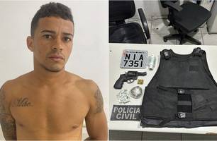 Franciel de Sousa Nunes e material apreendido (Foto: Reprodução) Franciel de Sousa Nunes e material apreendido (Foto: Reprodução)