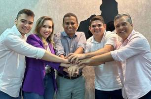 Ícaro se reúne com deputado estadual Dr. Vinicius e outras lideranças políticas (Foto: Reprodução/Redes Sociais) Ícaro se reúne com deputado estadual Dr. Vinicius e outras lideranças políticas (Foto: Reprodução/Redes Sociais)