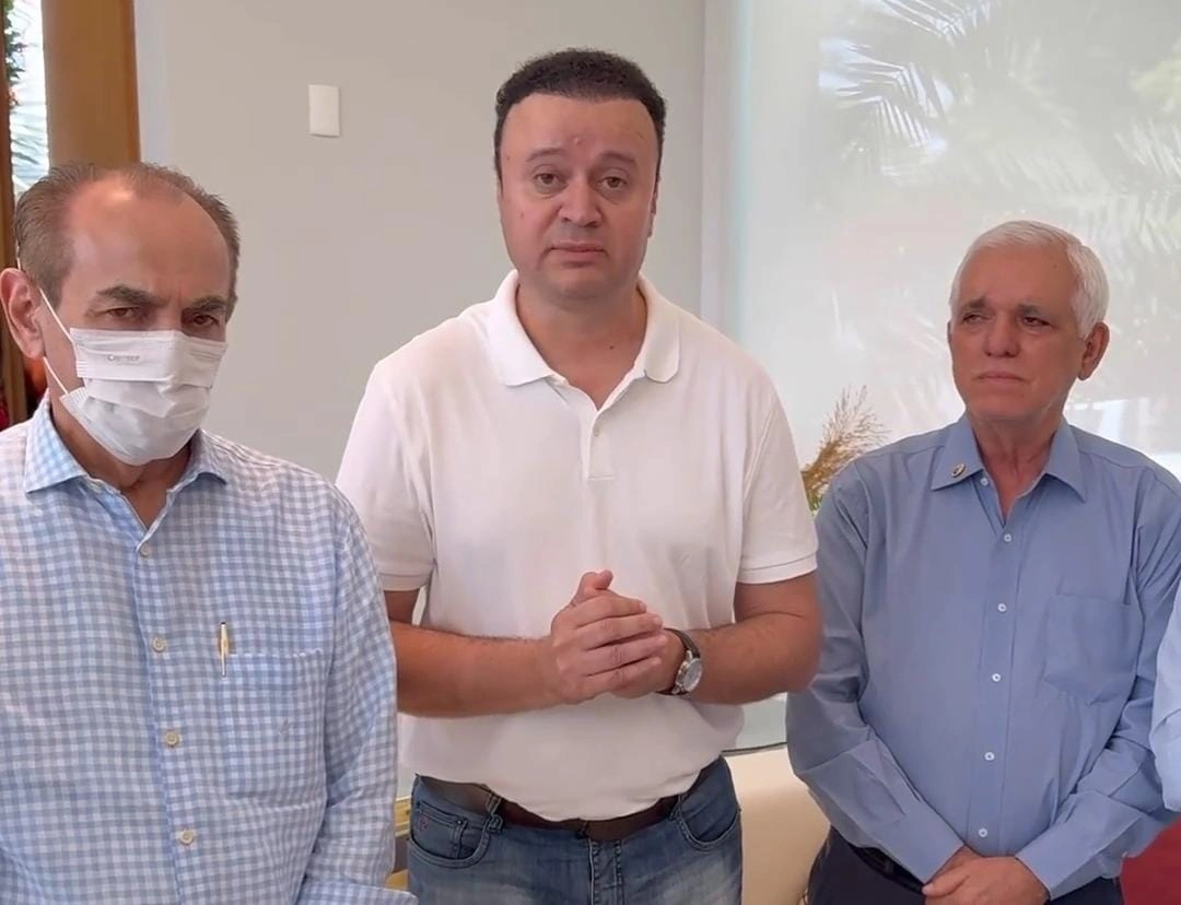 Marcelo Castro, Paulo Márcio e Themístocles Filho consecutivamente