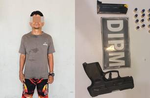 'Paulinho Precheca' é preso em bar por porte ilegal de arma de fogo em Parnaíba (Foto: Reprodução) 'Paulinho Precheca' é preso em bar por porte ilegal de arma de fogo em Parnaíba (Foto: Reprodução)