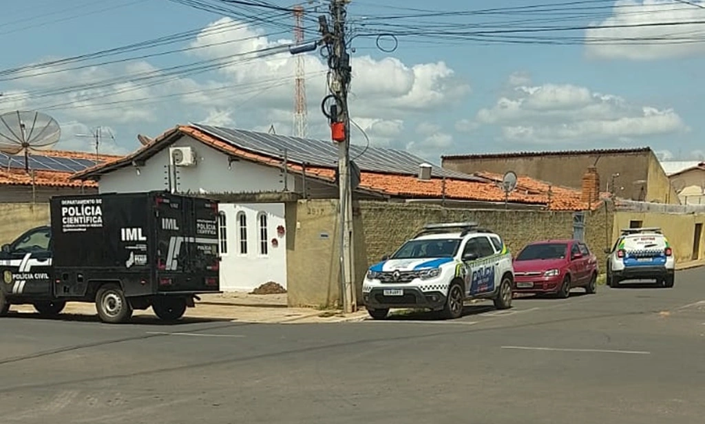 Policial é encontrado morto dentro de residência na zona Norte de Teresina